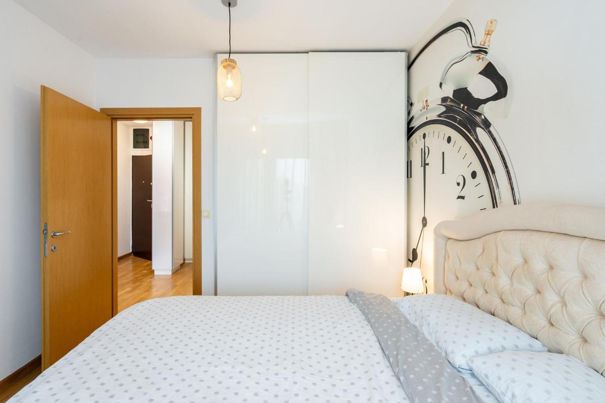 Lazynest - Modern Apartment With Parking & Balcony Бухарест Экстерьер фото
