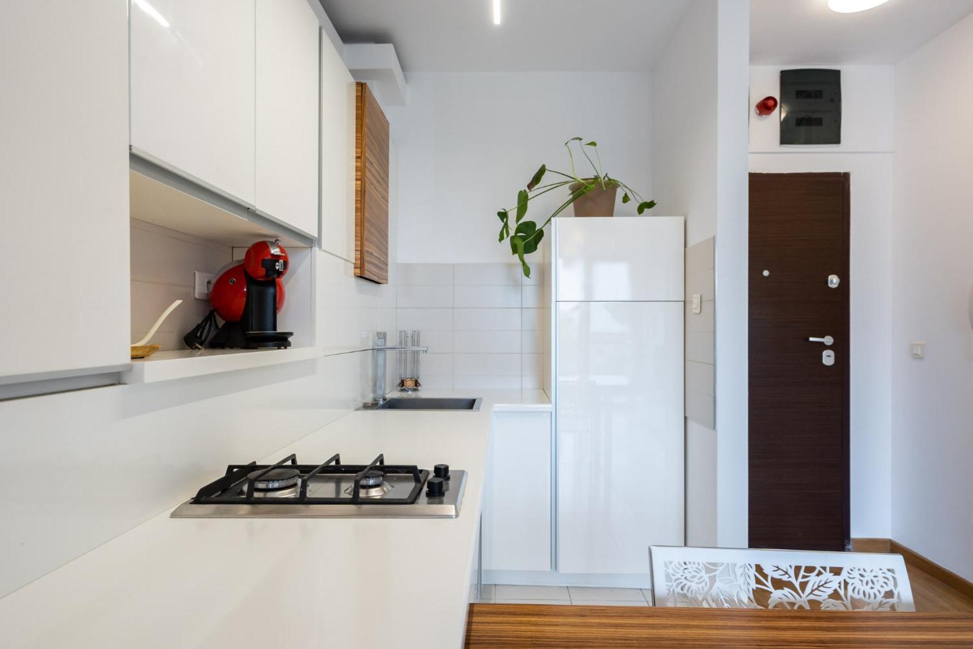 Lazynest - Modern Apartment With Parking & Balcony Бухарест Экстерьер фото