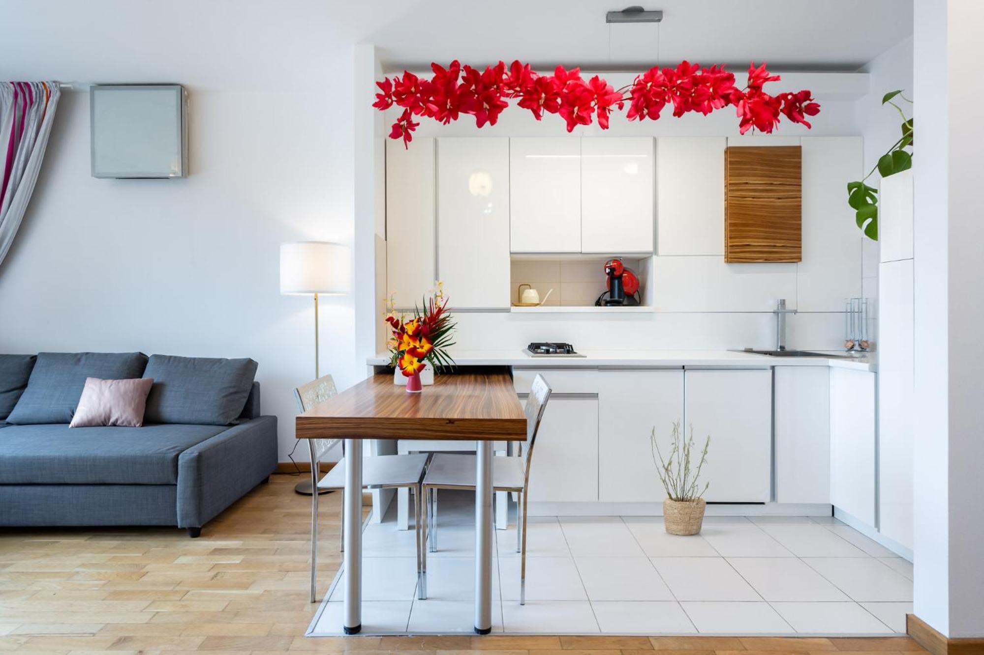 Lazynest - Modern Apartment With Parking & Balcony Бухарест Экстерьер фото